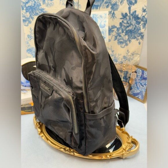 🆕 DIESEL 🧿 NWT Black Camo Nylon Backpack - Unisex - Picture 6 of 15